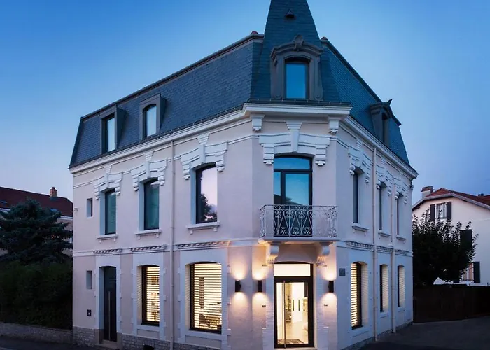 chez Nous
